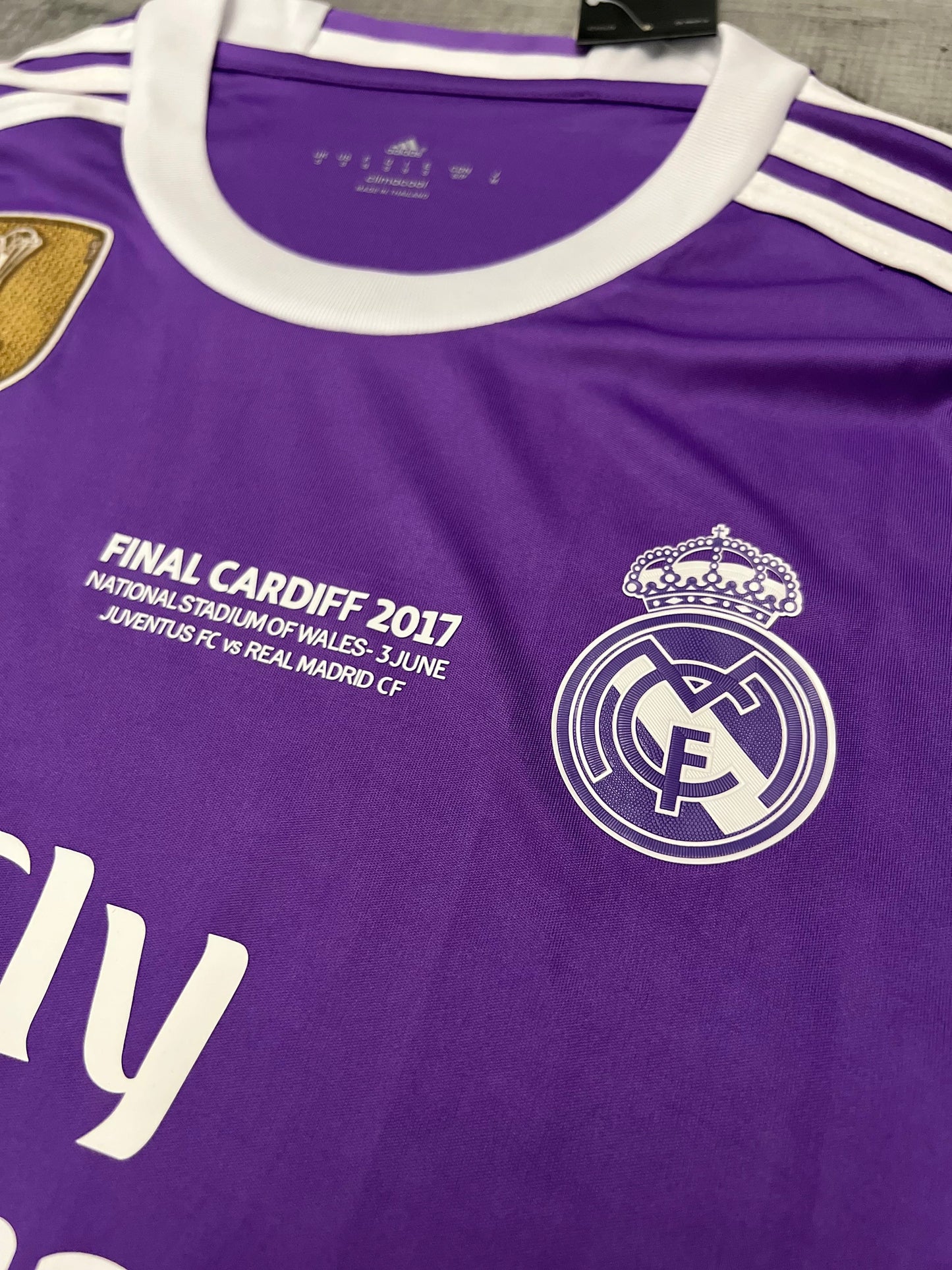 2016-17 - REAL MADRID EXTERIEUR MANCHES LONGUES | RETRO